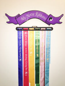 My horse purple with Ribbons only holder , More holders can be purchased seperatly. 